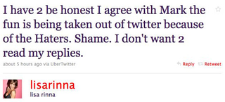 Illustration for article titled "Haters" Ruining Twitter For Lisa Rinna